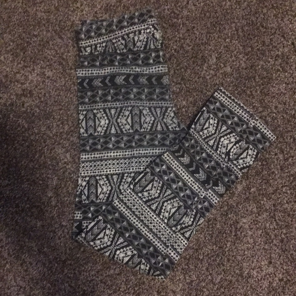 Patterned leggings